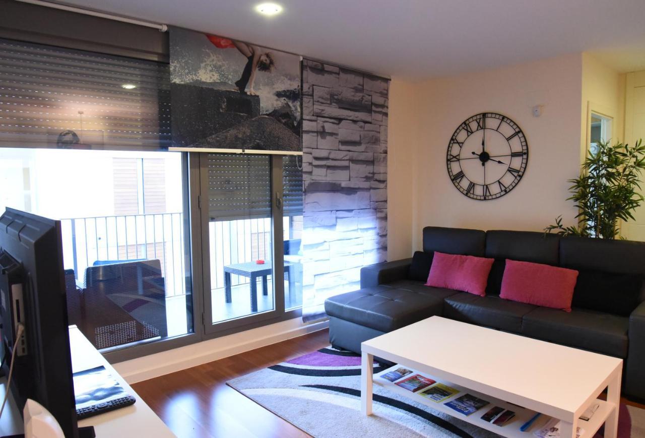 Golf Y Nieve Apartment Sabinanigo Ngoại thất bức ảnh