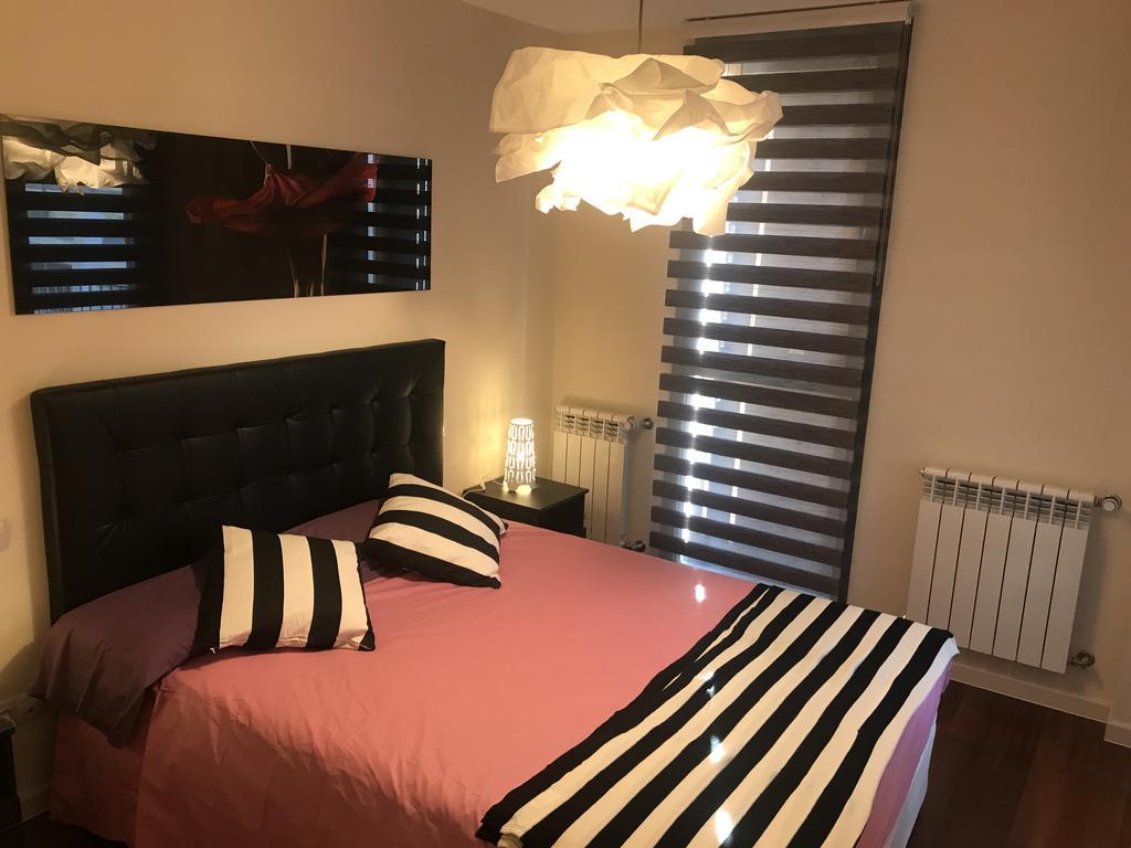 Golf Y Nieve Apartment Sabinanigo Ngoại thất bức ảnh