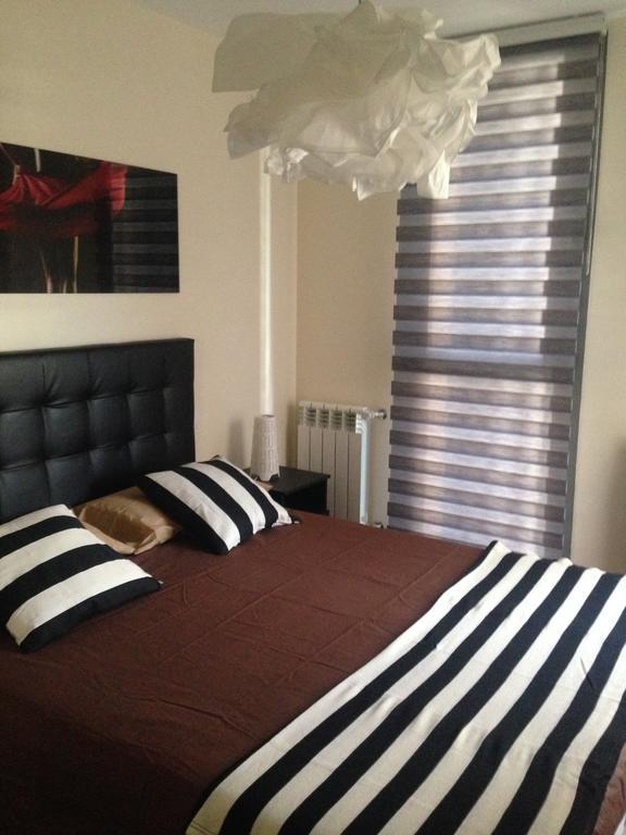 Golf Y Nieve Apartment Sabinanigo Ngoại thất bức ảnh